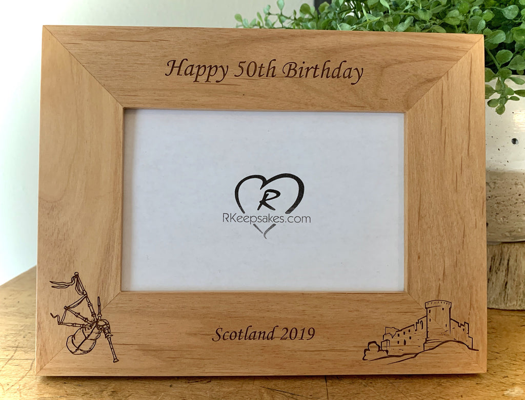 Scotland picture frame with bagpipes and castle engraved, customizable text