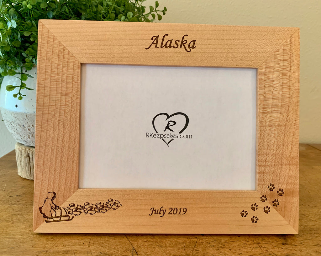 Dog sled picture frame with custom text engraved