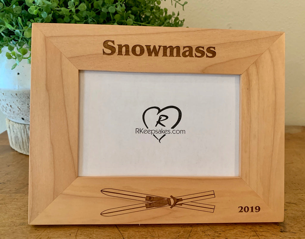 Personalized Ski Picture Frame with Custom Text and image of crossed skis engraved