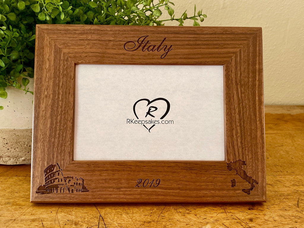 Personalized Italy Picture Frame with custom text, Roman Colosseum and Italy Boot engraved, in walnut